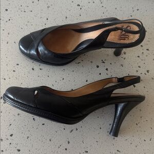 Sofft Black Leather Slingback Heels Covered Toe Comfy Shoes Women’s Size 8.5 GUC